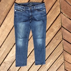 Lucky Brand Jeans - Lucky Brand sweet straight jeans Lucky Brand Jeans - Lucky Brand sweet straight jeans